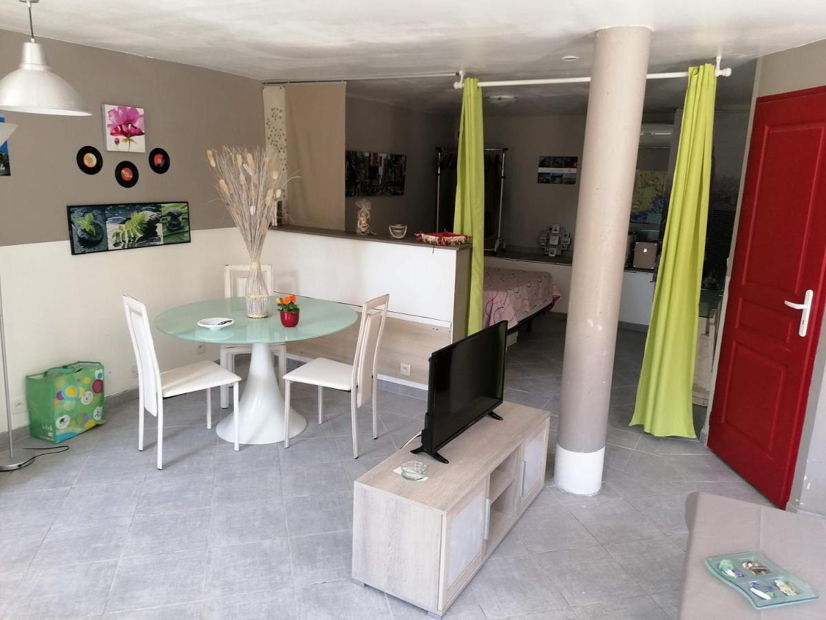 Un Petit Coin De Paradis Taradeau Ngoại thất bức ảnh